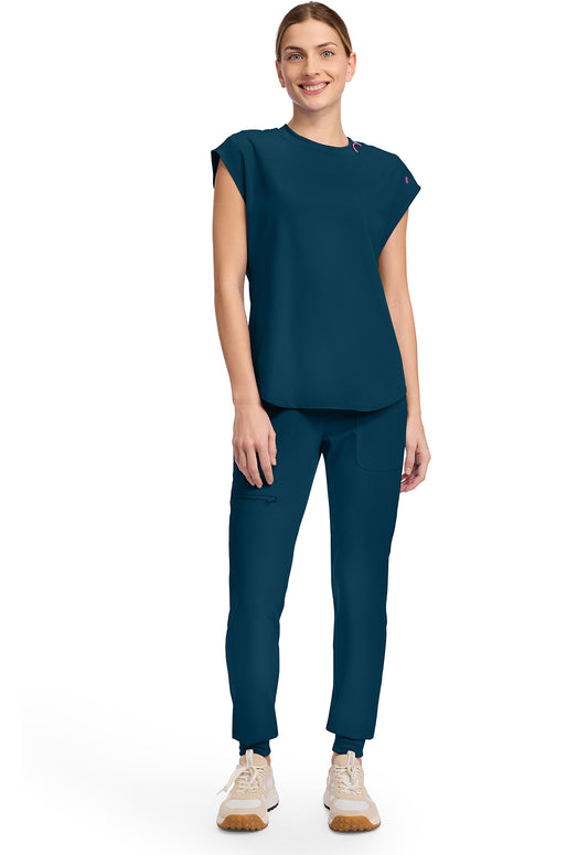 Amp MC703 Women's Round Neck Tuckable Scrub Top Caribbean