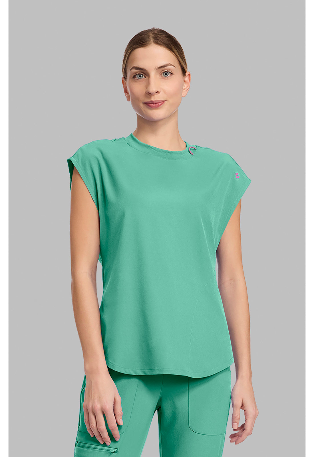 Amp MC703 Women's Round Neck Tuckable Scrub Top Mint Condition