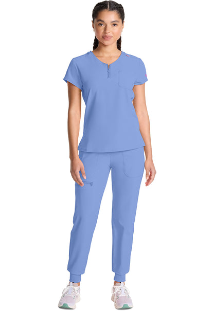 AMP MC705 Quarter Zip V-Neck Tuckable Top Ciel