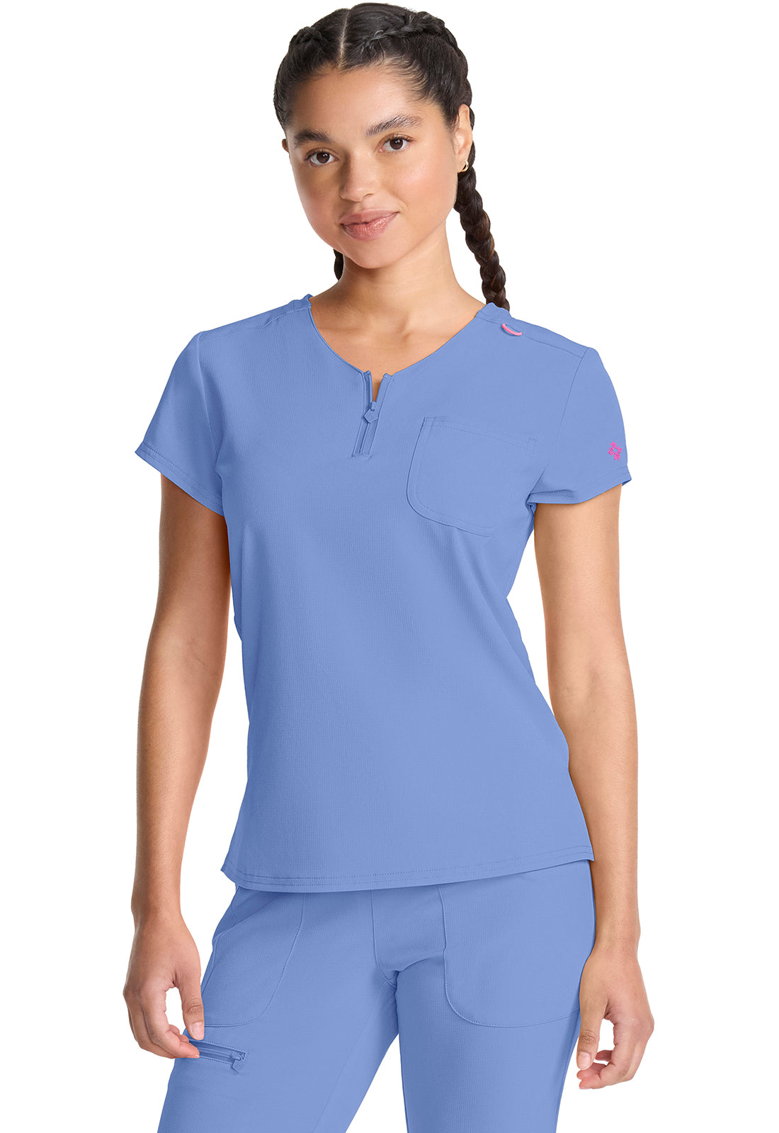 AMP MC705 Quarter Zip V-Neck Tuckable Top Ciel