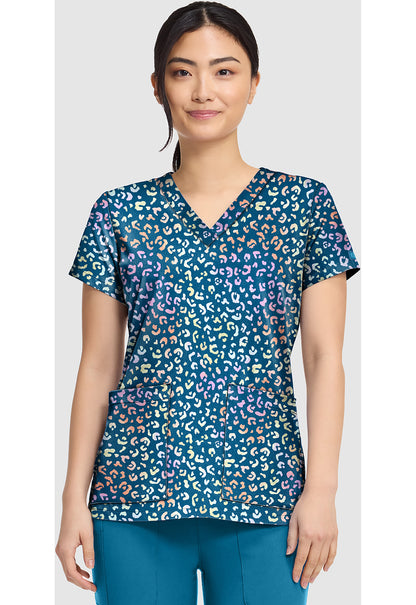 Prints MC8564 Women's V-Neck Print Scrub Top Magical Cheetah