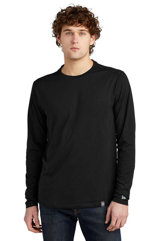 New Era  Heritage Blend Long Sleeve Crew Tee. NEA102 Black