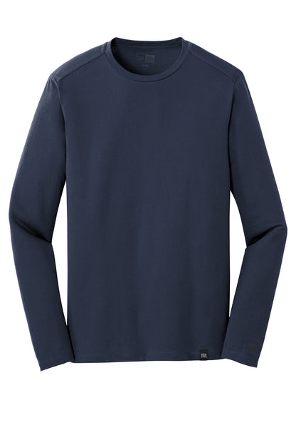 New Era  Heritage Blend Long Sleeve Crew Tee. NEA102 True Navy