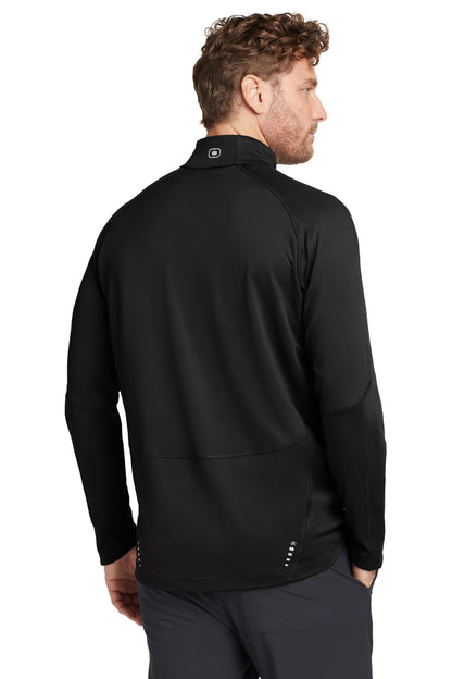 OGIO Radius 1/4-Zip OE550 Blacktop
