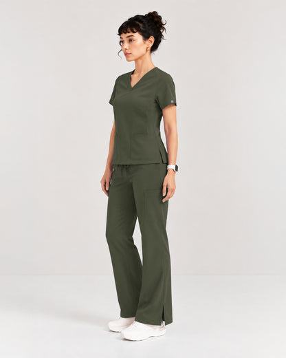 Foundry Women's 1005 Quinn 2 Pocket V-Neck Top Olive