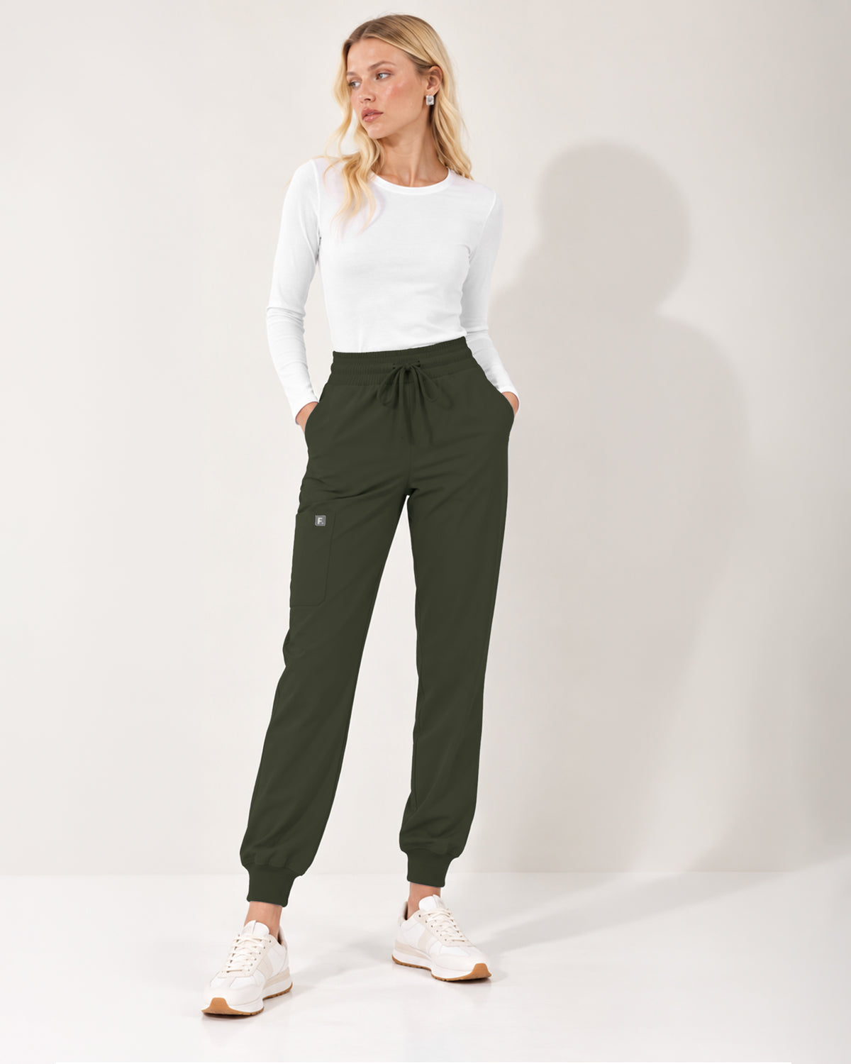 Foundry Women's 2015 Violet 3 Pocket Jogger Pant Olive