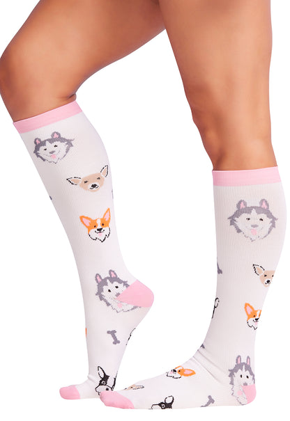 Legwear PRINTSUPPORT Women's 10-15mmHg Compression Socks Dog Love Model Image Right Side | Cherokee