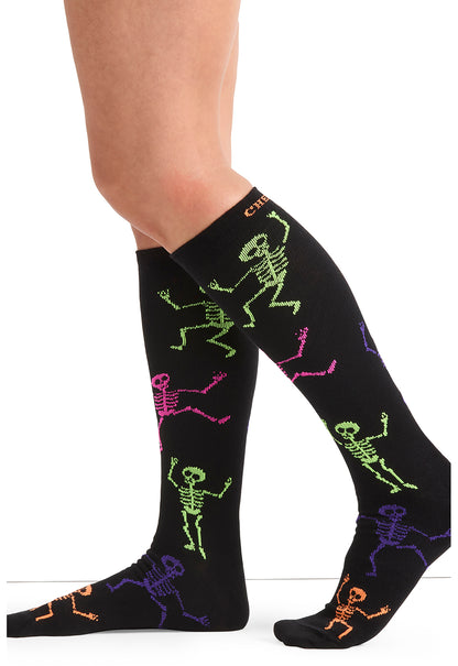 Legwear PRINTSUPPORT Women's 10-15mmHg Compression Socks Dancing Skeletons Model Image Right Side | Cherokee