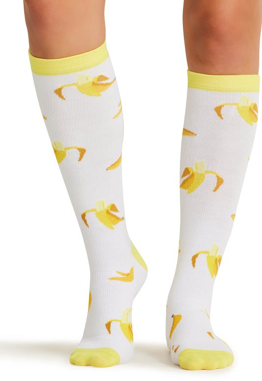 Legwear PRINTSUPPORT Women's 10-15mmHg Compression Socks Goin' Bananas Model Image Front | Cherokee