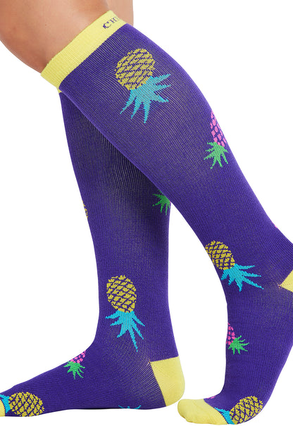 Legwear PRINTSUPPORT Women's 10-15mmHg Compression Socks Pineapple Toss Model Image Right Side | Cherokee