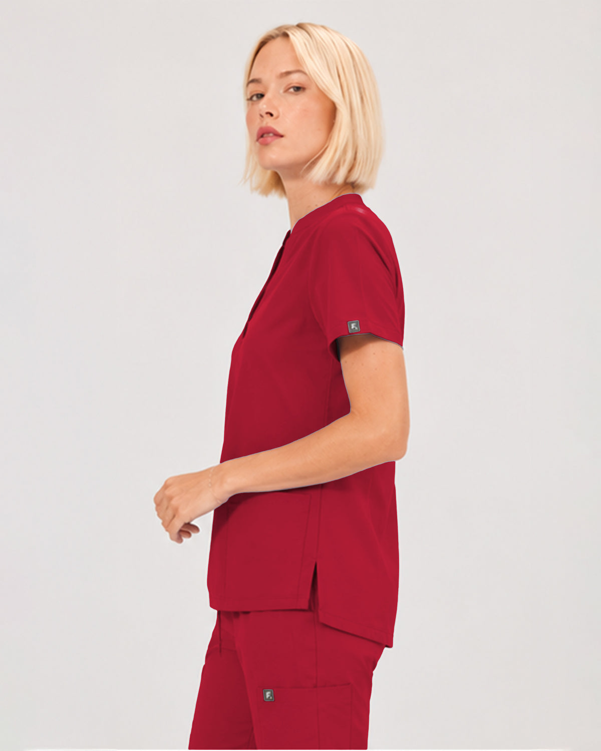 Foundry Women's 1055 Arden 2 Pocket Mandarin Top Red