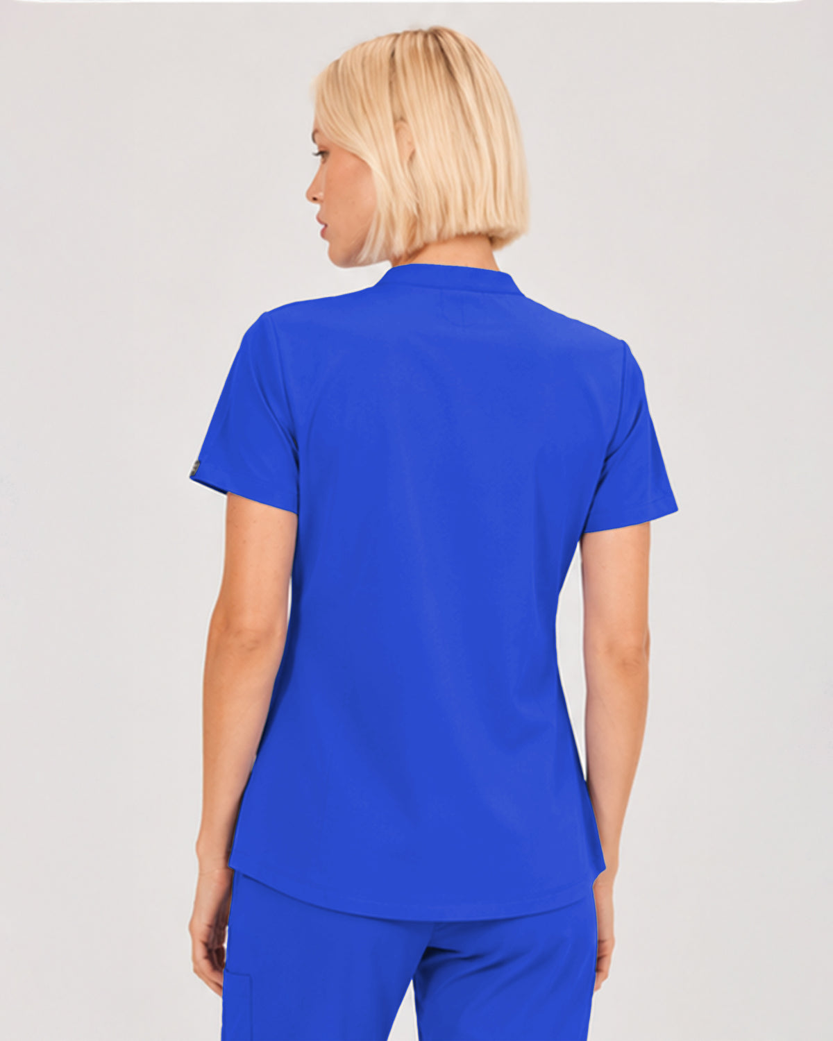 Foundry Women's 1055 Arden 2 Pocket Mandarin Top Royal