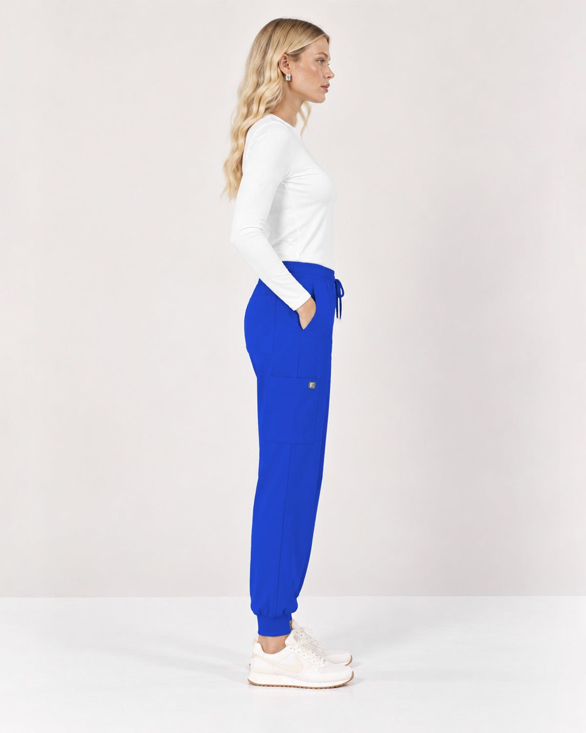 Foundry Women's 2015 Violet 3 Pocket Jogger Pant Royal