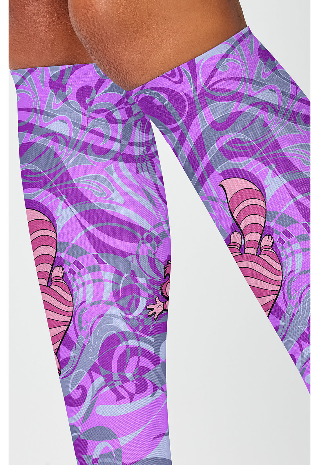 Tooniforms Legwear TCOMFORTSUPPOR Women's Knee High 8-15mmHg Compression Socks Curiouser Cat