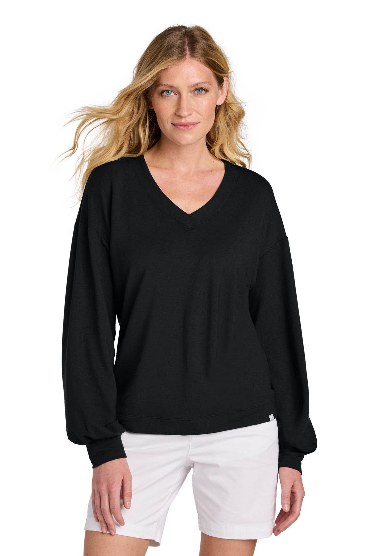 TravisMathew Women's Long Weekend V-Neck TM1LD009 Black