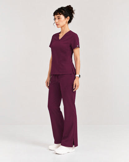 Foundry Women's 1005 Quinn 2 Pocket V-Neck Top Wine