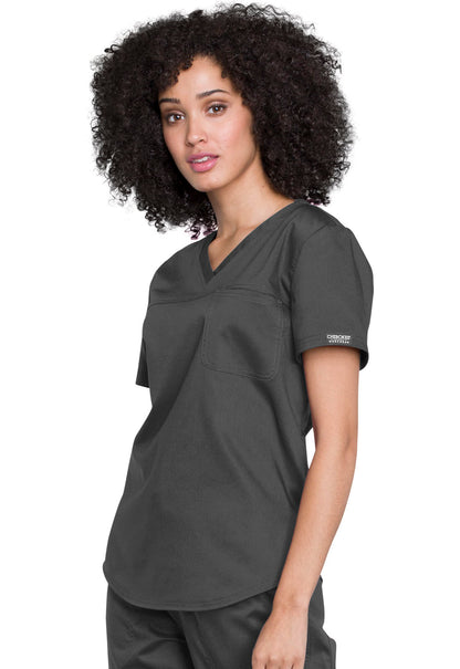 Revolution WW657 Tuckable V-Neck O.R. Top Pewter Model Image Right Side | Cherokee Workwear