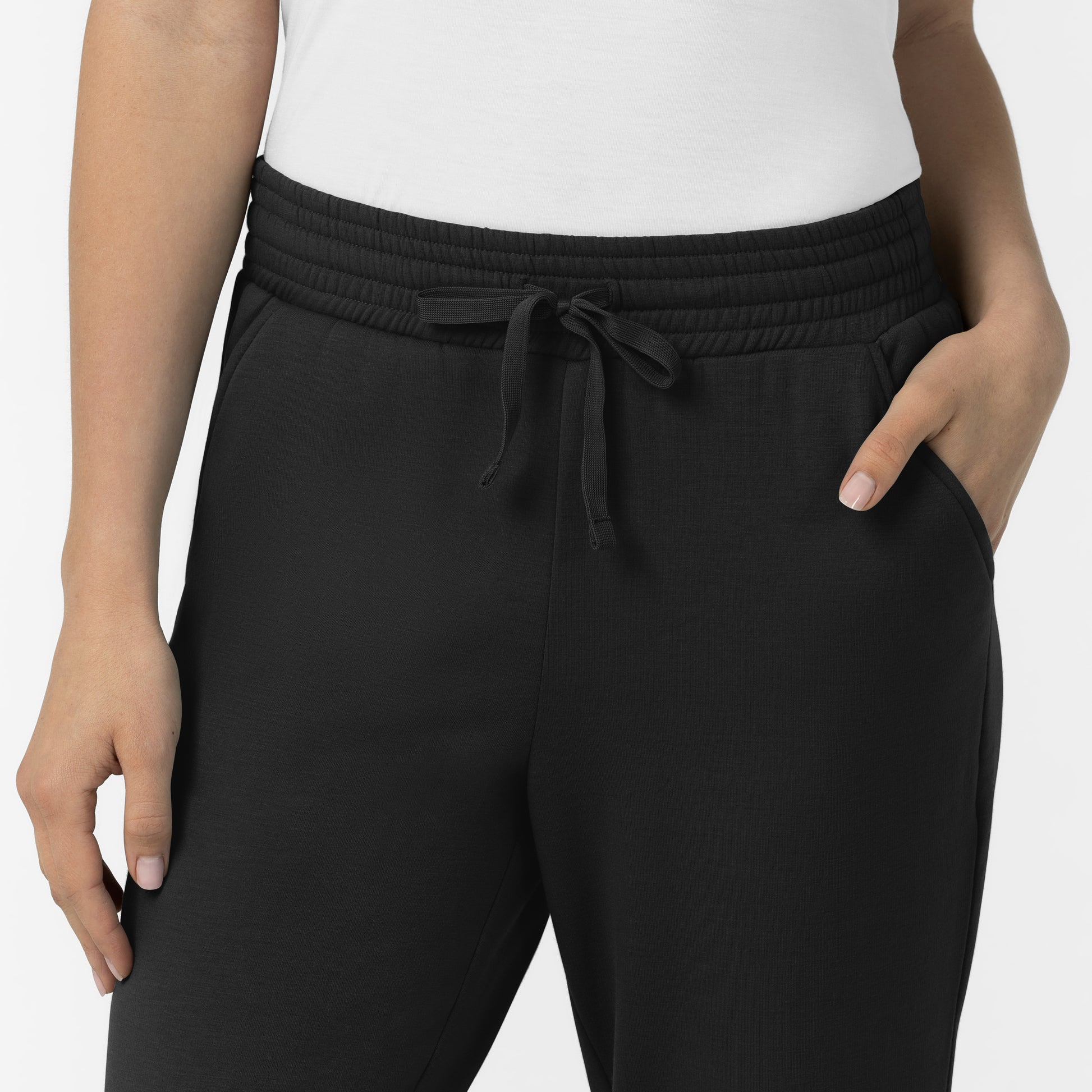 Unwind & Lounge 5289 Women's Slim Leg Pants Black