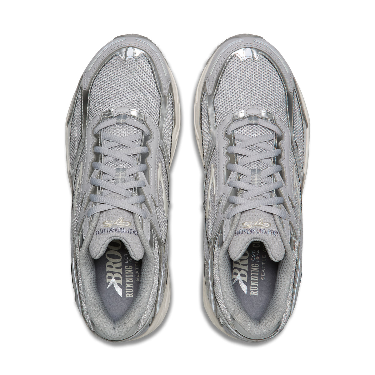 Brooks Adrenaline GTS 4 Micro Chip/Alloy/Coconut Milk