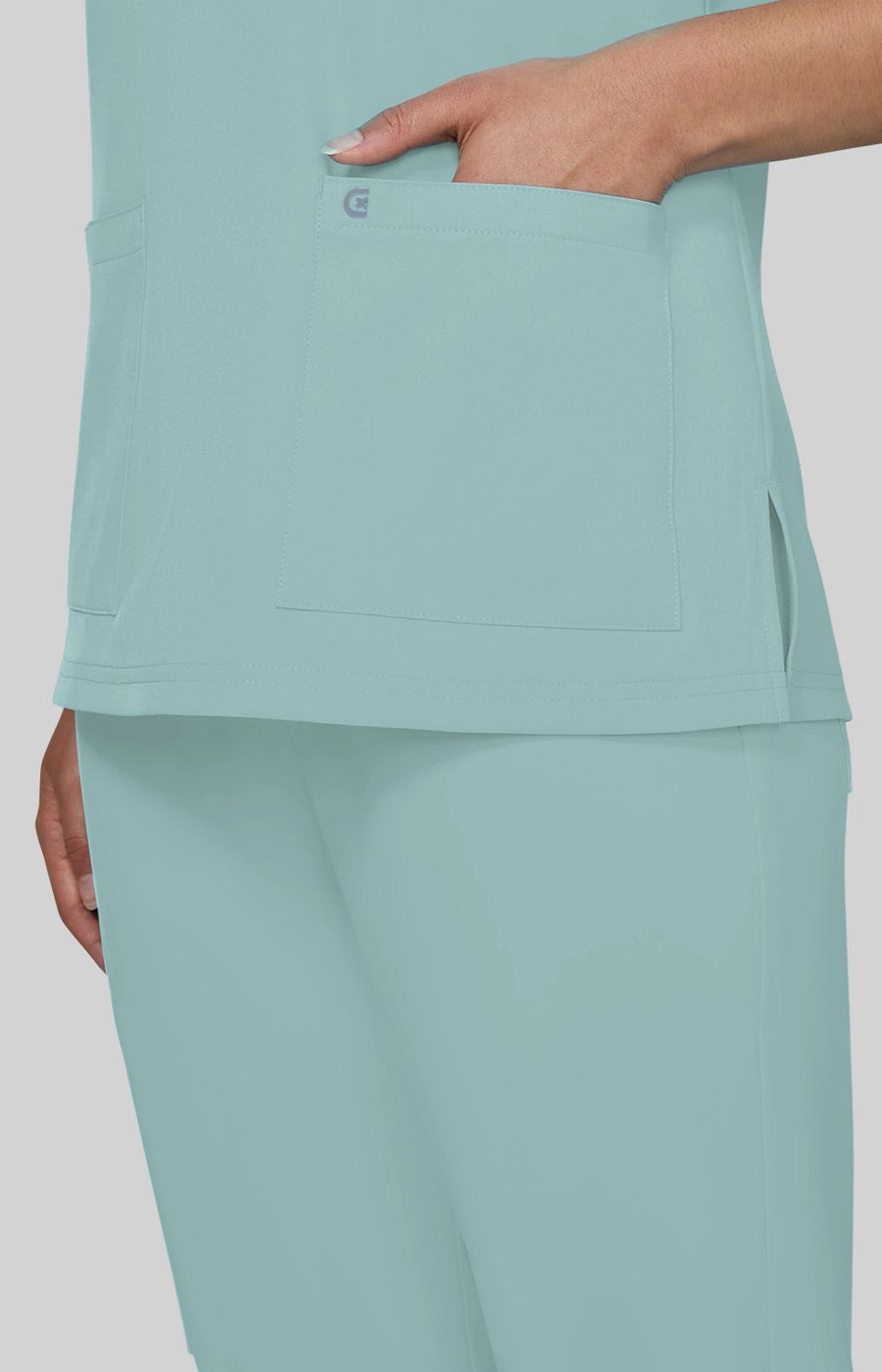 Cureology Reese Women's 2-Pocket Scrub Top Sage