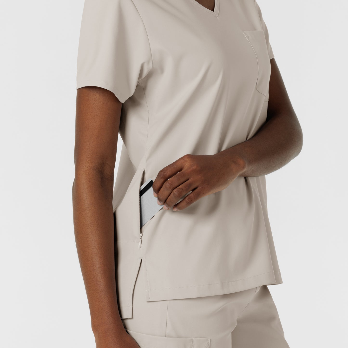 Boundless 6151 Tuck-In Scrub Top Cloud Model Image Alternate | Wink