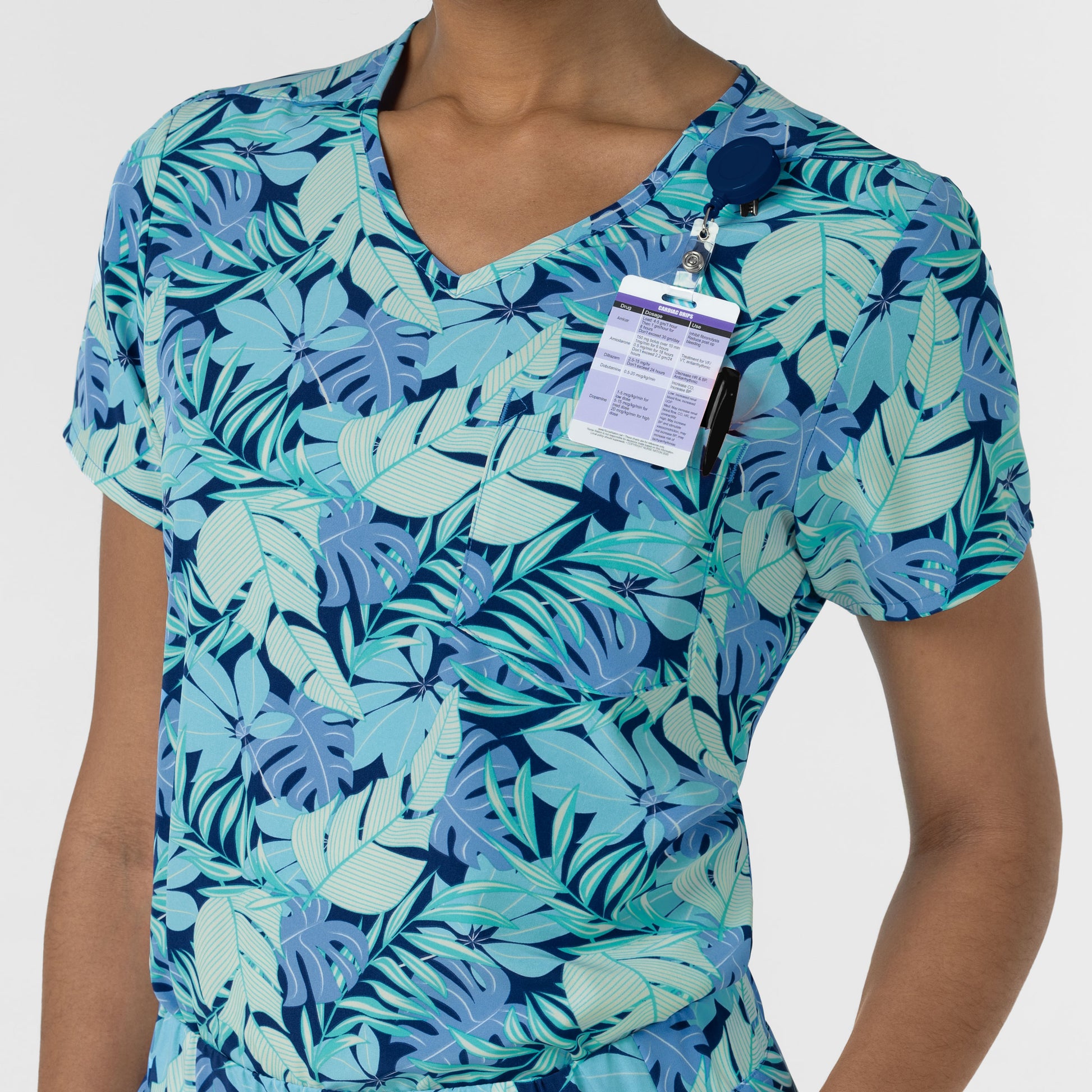 Fashion Prints 6467 Women's 1-Pocket Tuck-in Print Scrub Top Breezy Palms