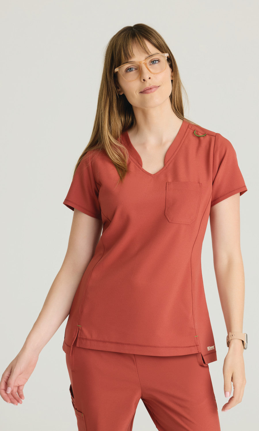 Grey's Anatomy Evolve GSST181 Sway Tuck-In Top Sedona Red