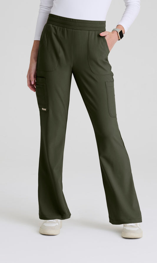 Grey's Anatomy Evolve GSSP729 Women's Sky Pant in Fern by Barco Model Image Front