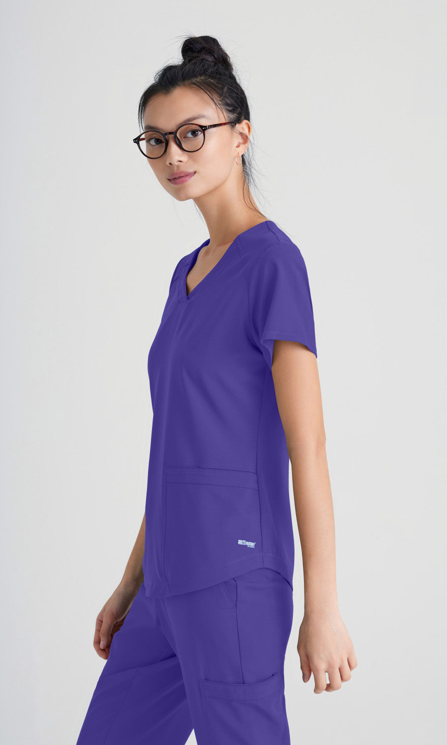Grey's Anatomy Evolve GSST180 Rhythm Scrub Top New Grape