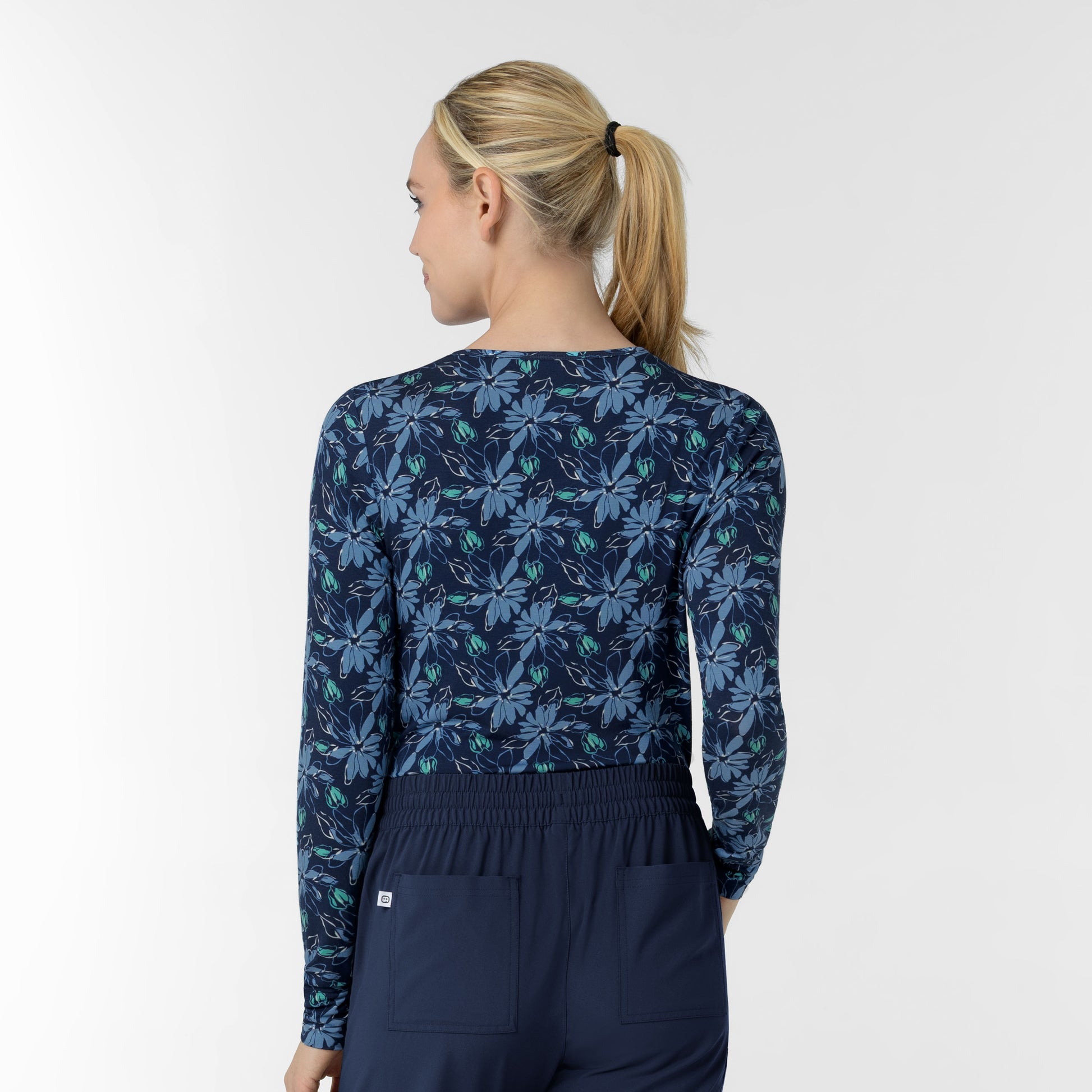 Layers 2409 Women's All-over Print Silky Tee Beachy Blooms Navy