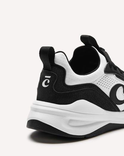 Women's Strada Shoes White / Black