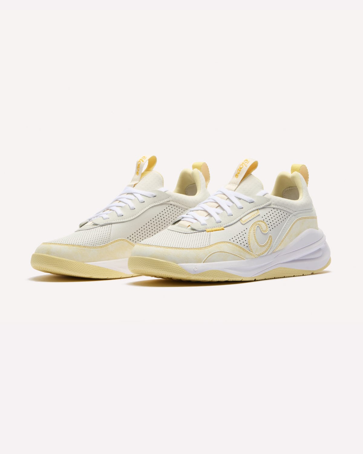 Women's Strada Shoes White / Brushed Yellow