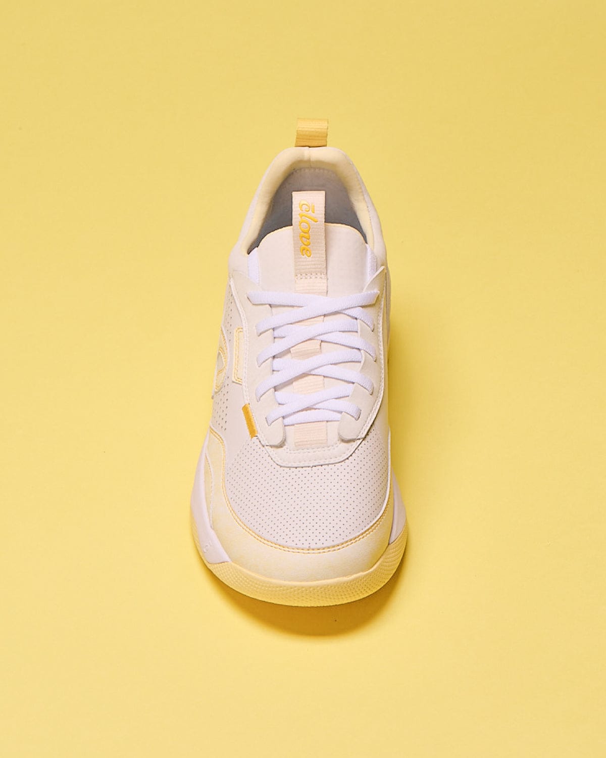 Men's Strada Shoes White / Brushed Yellow