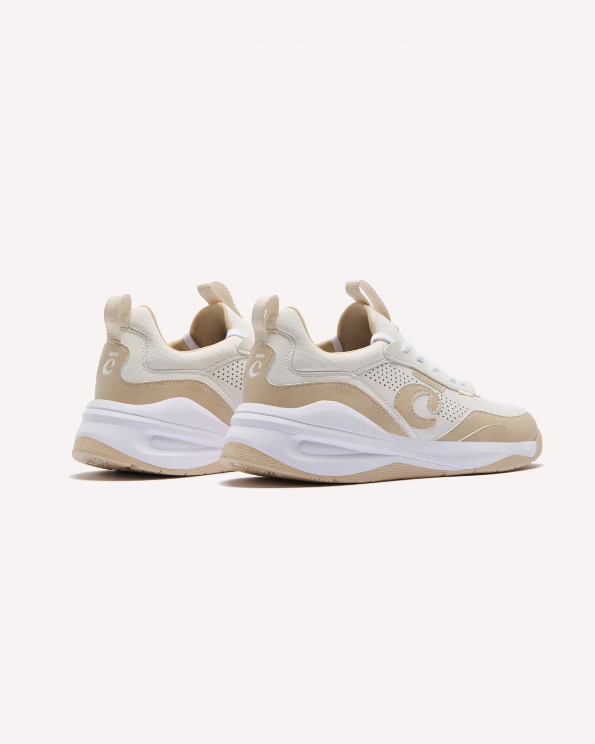 Men's Strada Shoes White / Vintage Tan