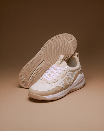 Women's Strada Shoes White / Vintage Tan