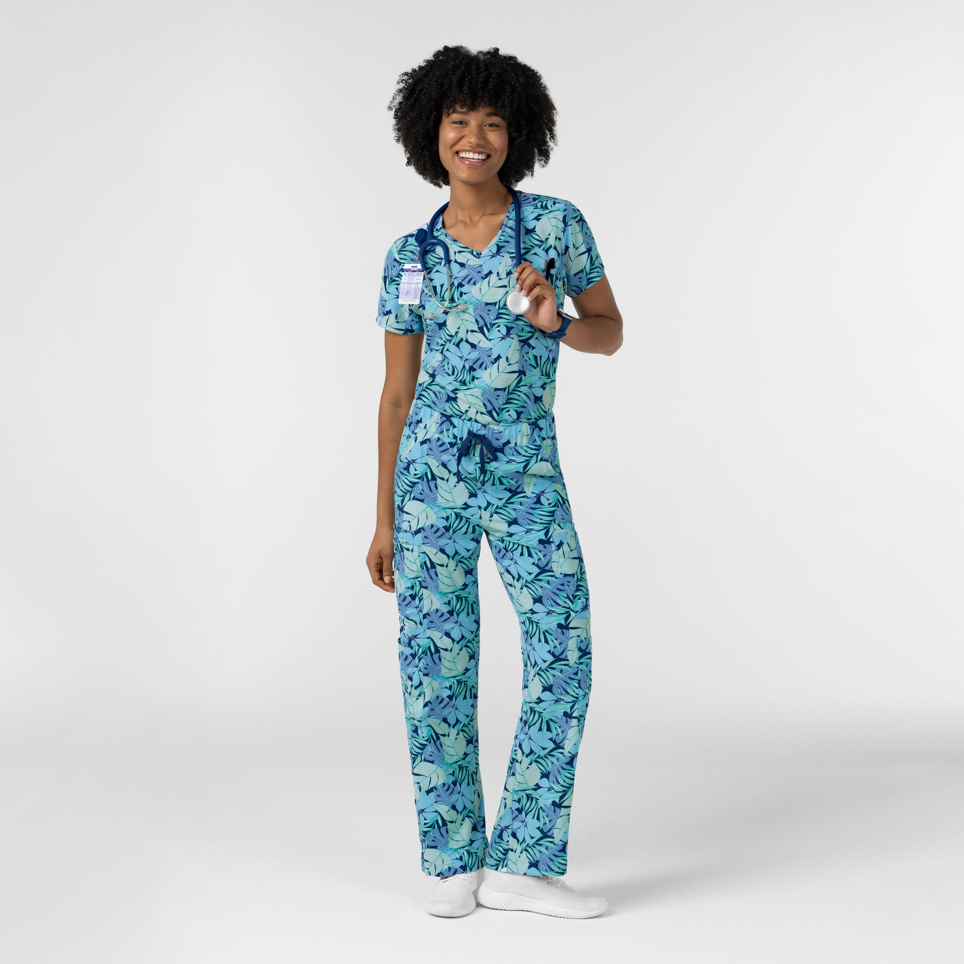 Fashion Prints 6467 Women's 1-Pocket Tuck-in Print Scrub Top Breezy Palms