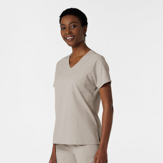 Boundless 6151 Tuck-In Scrub Top Cloud Model Image Right Side | Wink