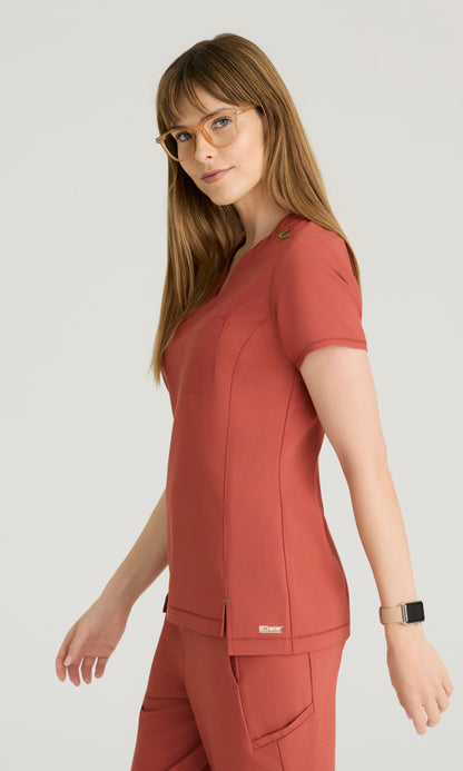 Grey's Anatomy Evolve GSST181 Sway Tuck-In Top Sedona Red
