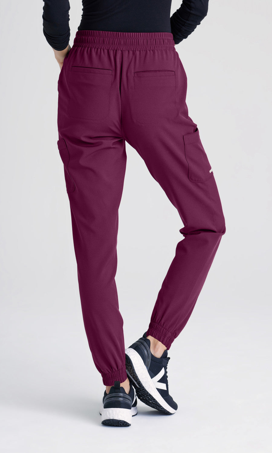 Grey's Anatomy Evolve GSSP625 Terra Scrub Joggers Wine